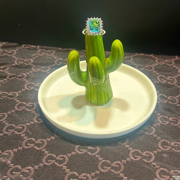 Blue Emerald Cut sunshine accent Ring - Picture 2 of 3